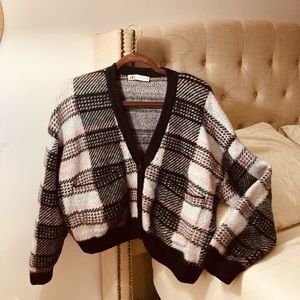 Zara women’s cardigan sweater